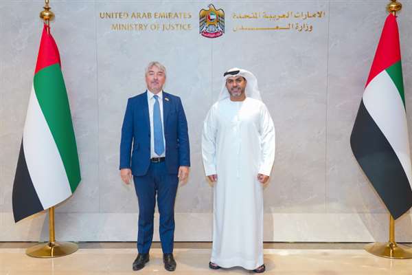 وزير العدل يستقبل سفير جمهورية الإكوادور لدى الدولة