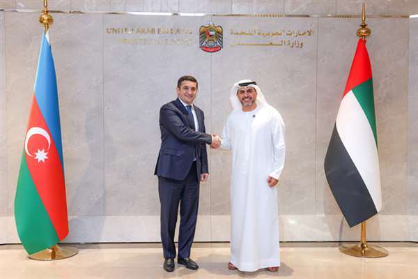 وزير العدل يلتقى نظيره الأذري