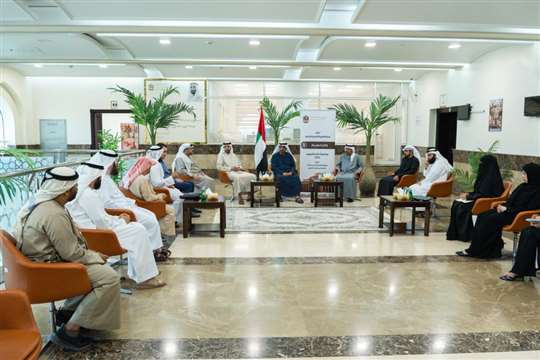 محكمة الفجيرة الاتحادية الابتدائية تعقد اجتماع تنسيقي مع شركائها بهدف تبسيط إجراءات التقاضي
